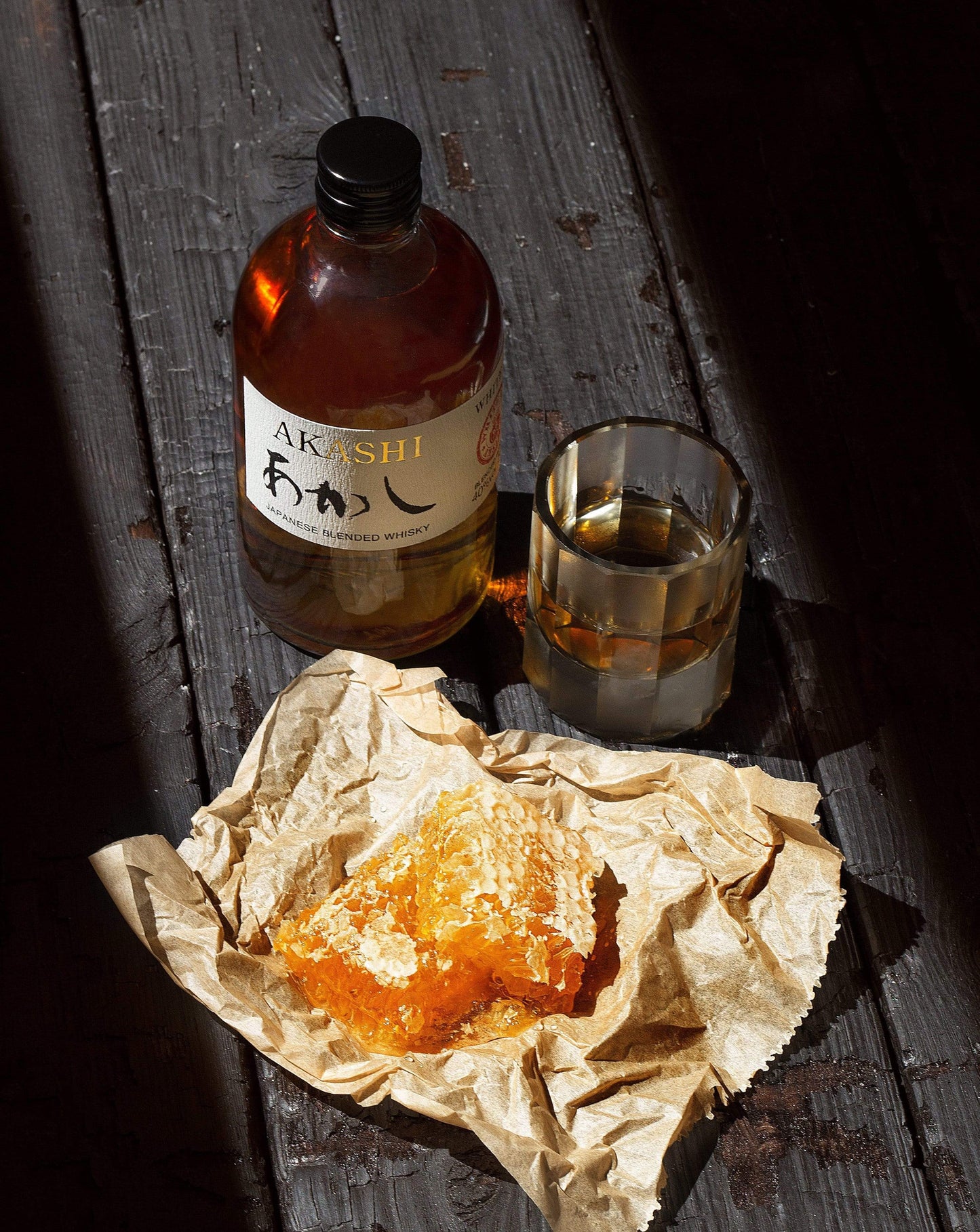 Akashi inklusive Glas