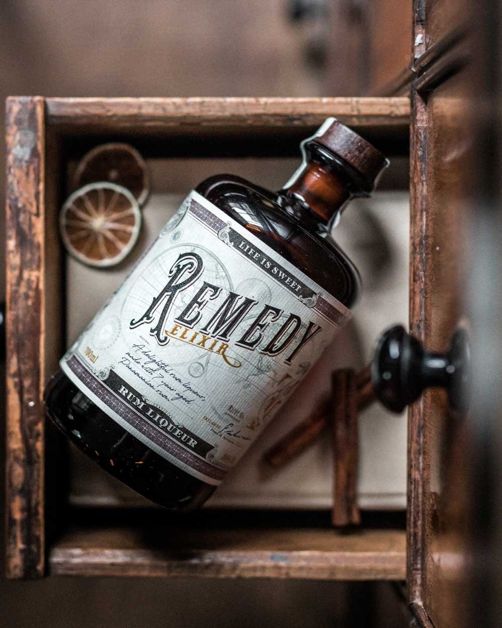 Remedy Elixir Rumlikör 0,7l 34%